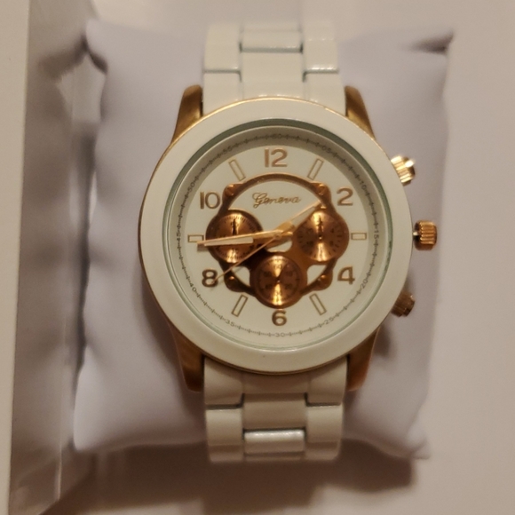 NWT WATCH Olivia Pratt designed White Ceramic Rose Gold - Picture 4 of 9